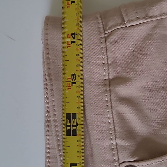 NWT Buffalo Ladie's Cropped Jeans❤️ - Picture 8 of 10